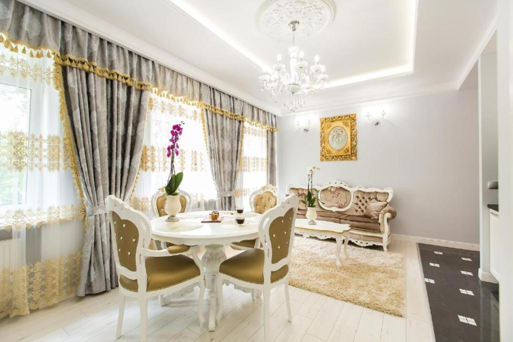 Pk Apartments-Lipowa Street-Center Białystok Buitenkant foto