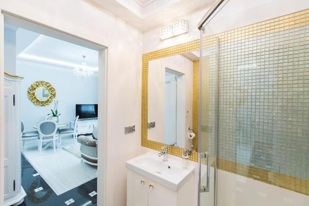 Pk Apartments-Lipowa Street-Center Białystok Buitenkant foto