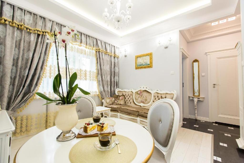 Pk Apartments-Lipowa Street-Center Białystok Buitenkant foto